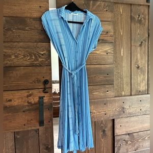 Lulus blue striped midi dress